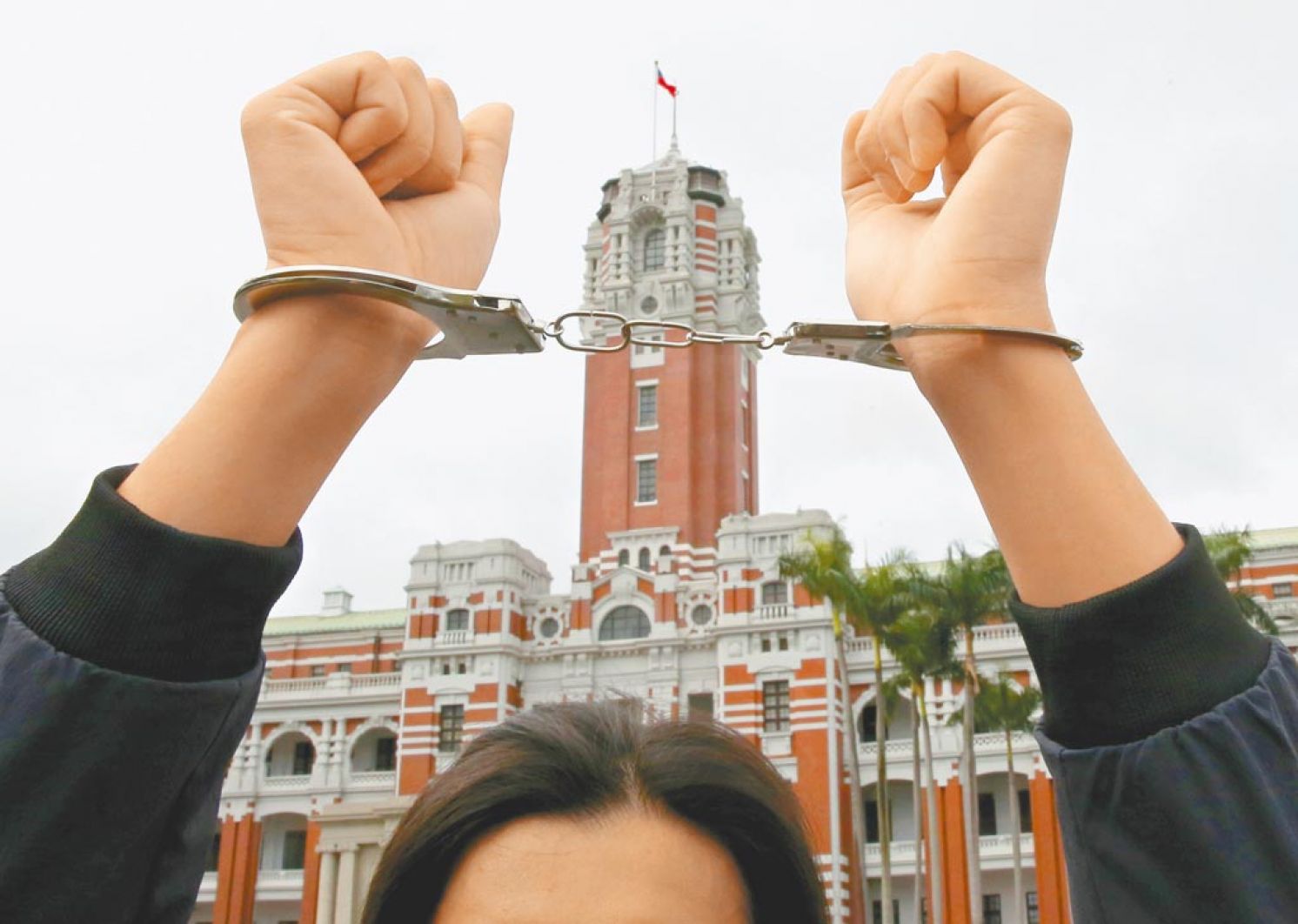 In Taiwan, Government Celebrates Human Rights Day While People Protest