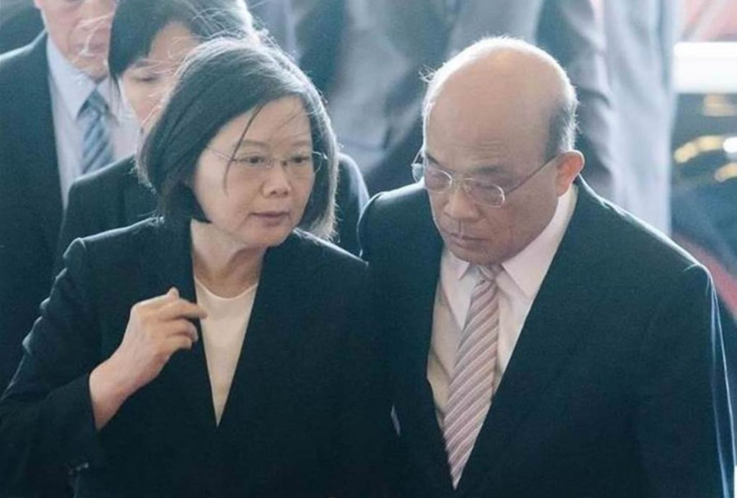 Why Premier Su Dare Not File a Lawsuit？