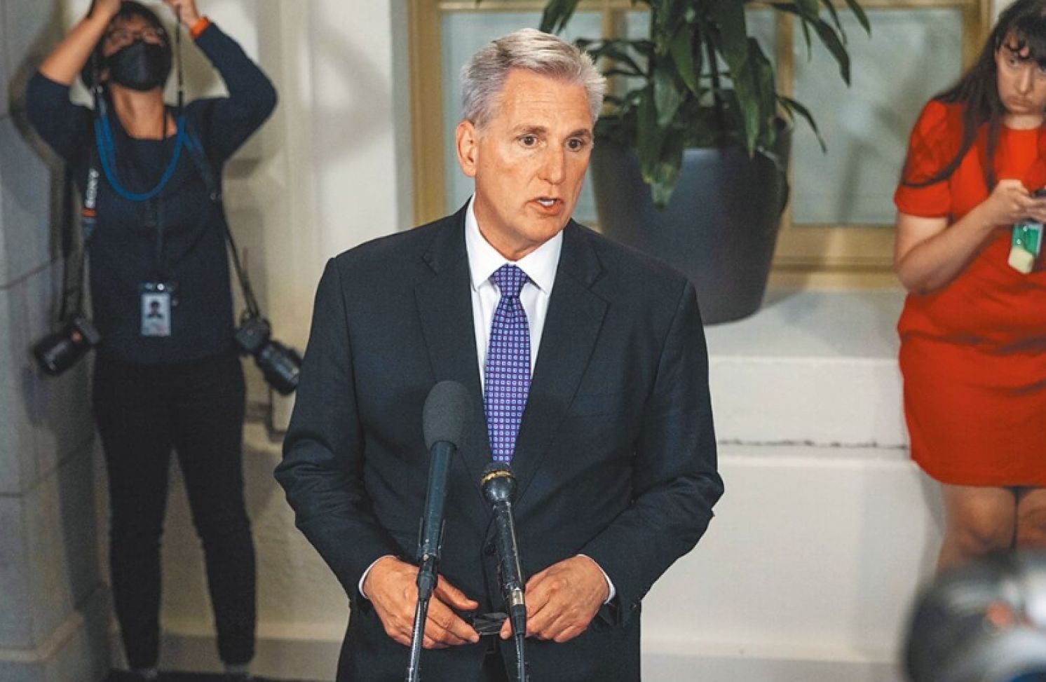 McCarthy's Downfall：A Lesson for Taiwan