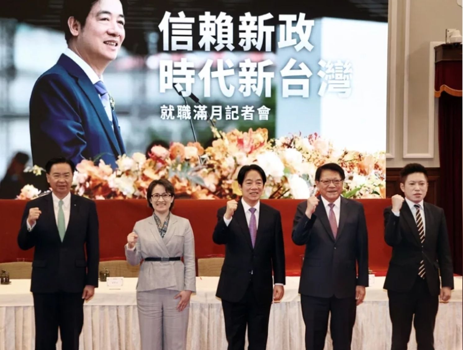 Mistresses Suppress the Queen：Three Committees Sideline the Premier