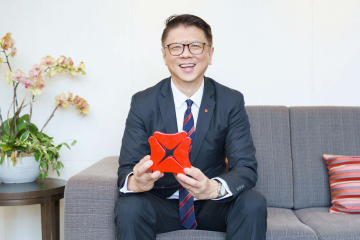 Featuring: Lim Him Chuan, DBS Group Head of Strategy, Transformation, Analytics & Research Featuring: Lim Him Chuan, DBS Group Head of Strategy, Transformation, Analytics & Research
