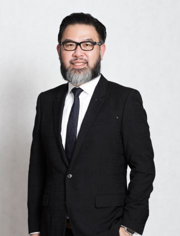 Panelist: Chen Po-chia (Chairman, Taiwan Machine Tool & Components Association; General Manager, YCM Machinery) Panelist: Chen Po-chia (Chairman, Taiwan Machine Tool & Components Association; General Manager, YCM Machinery)