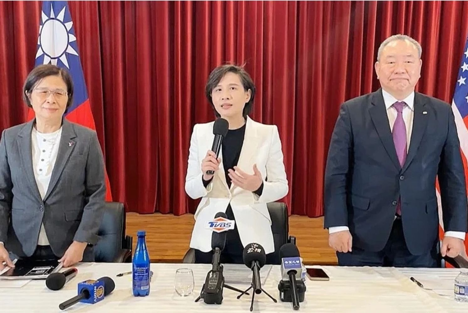 Silicon Shield Thins: Where is the U.S.-Taiwan "Win-Win"？