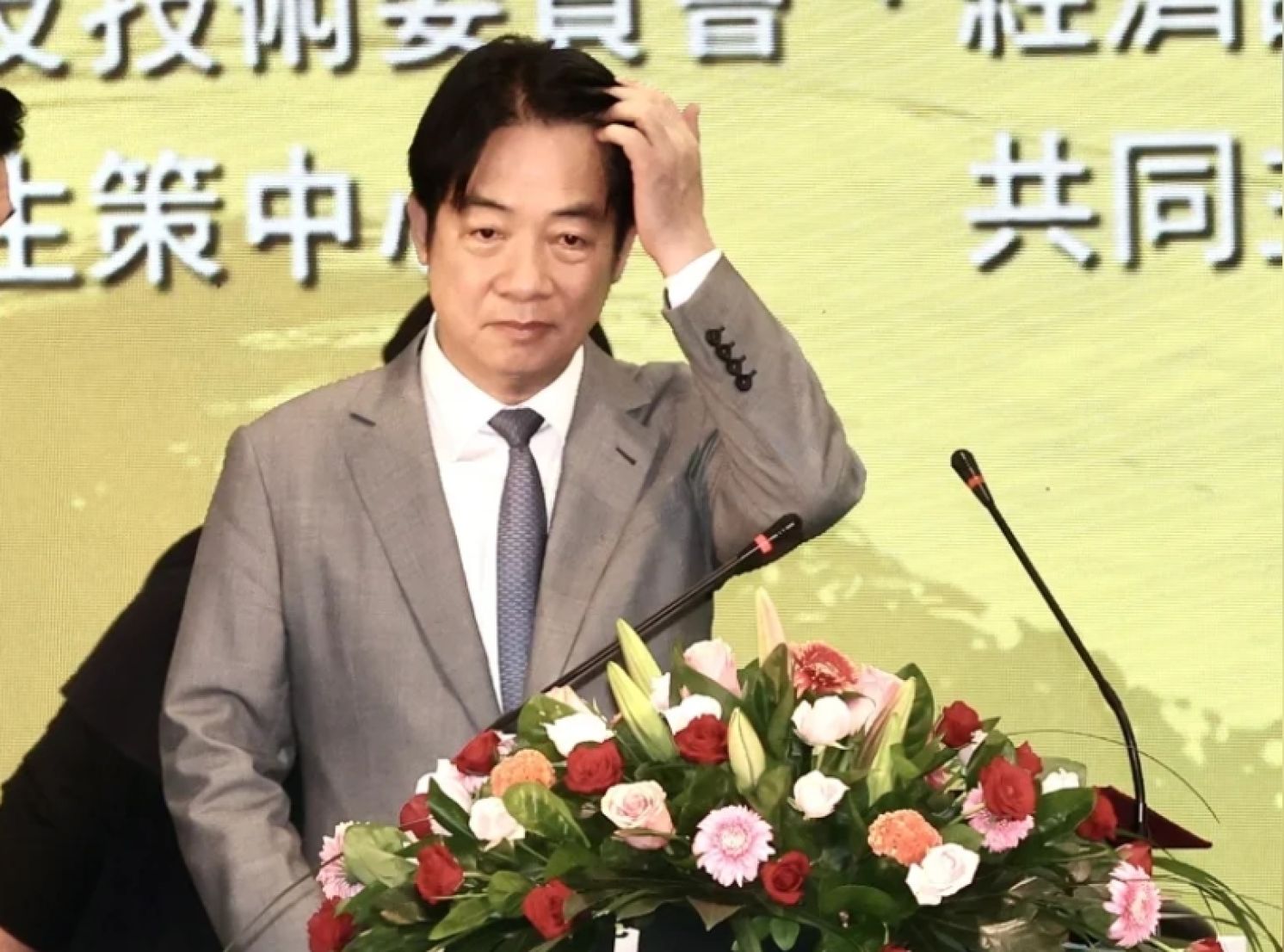 Arms Dealers Flocking to Taiwan: A Curse, Not Blessing