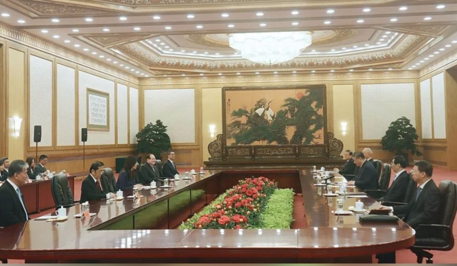 Cheng Promotes “Make Taiwan Prosper through Peace" Narrative, Challenging DPP Stance